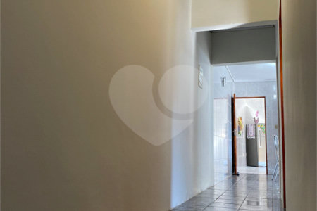 Casa à venda com 2 quartos, sendo 1 suíte, no Centro, Araçoiaba da Serra, SP