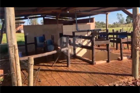 Chácara à venda com 6 quartos no Centro, Terenos, MS