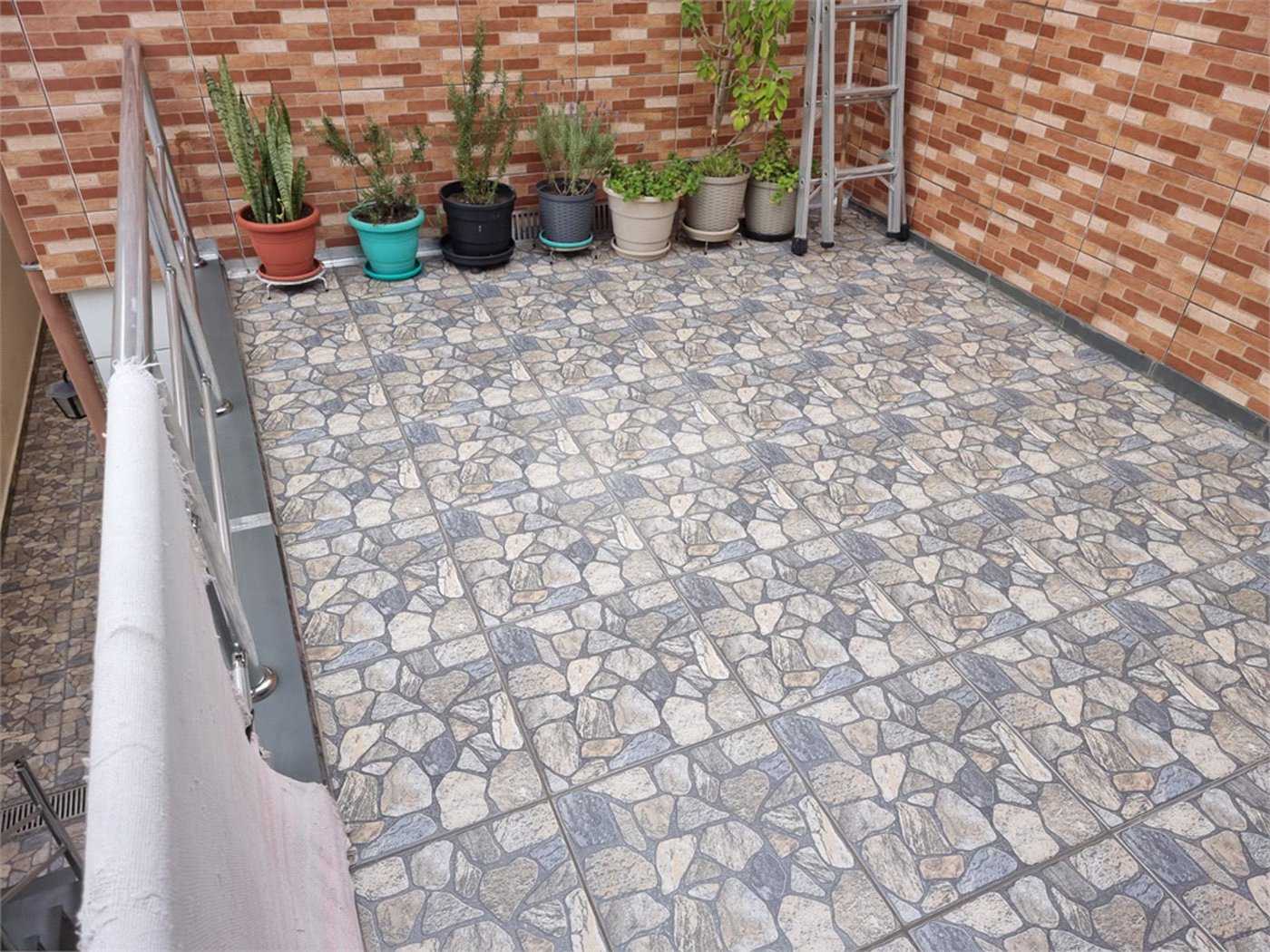 Sobrado à venda com 3 quartos, sendo 1 suíte,  em Jardim Campo Limpo, São Paulo, SP