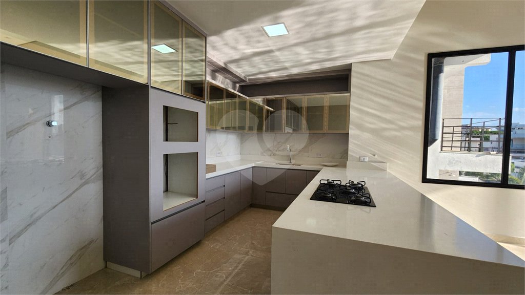 Casa à venda com 3 suítes no condomínio Santa Isabel I, Louveira - SP