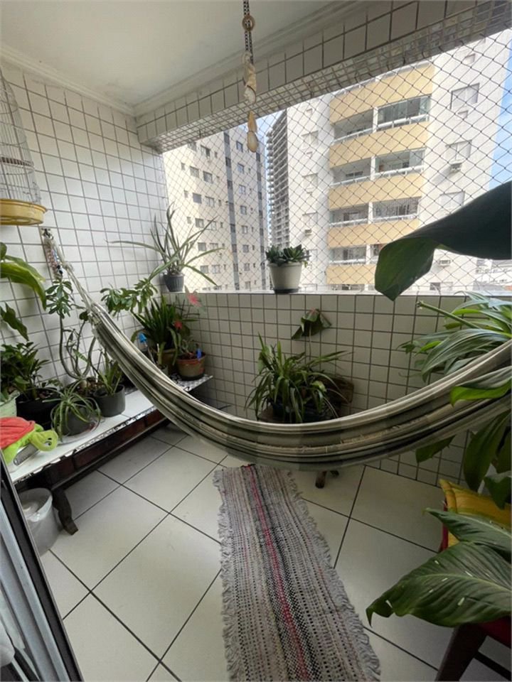Apartamento Residencial à venda, Guilhermina, Praia Grande - AP1016.