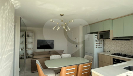 Apartamento à venda com 2 quartos em Parque Industrial Tomas Edson, São Paulo, SP