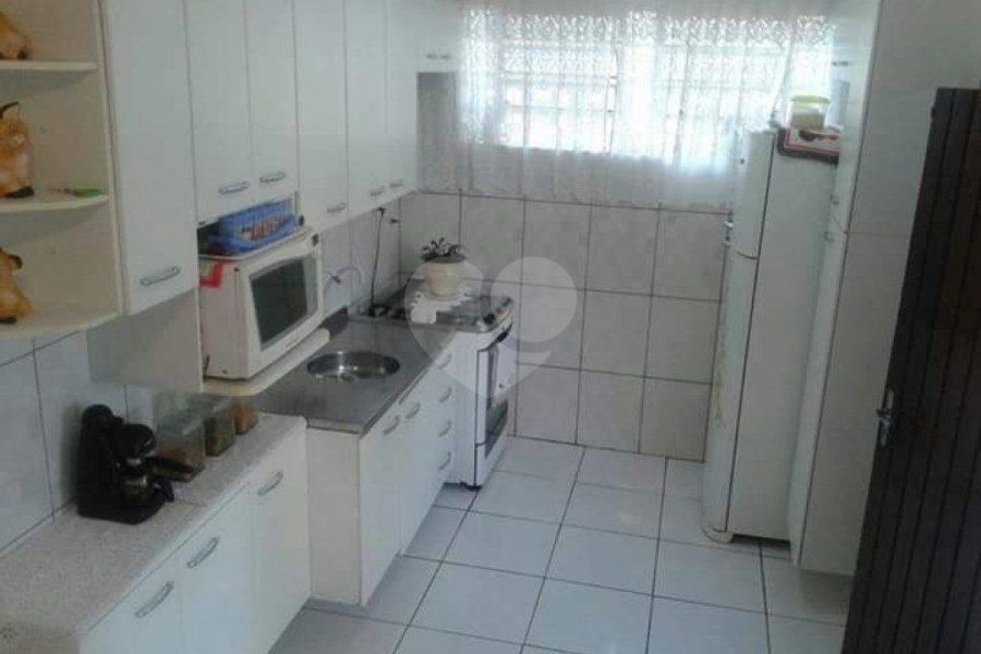 Casa Térrea à venda com 4 quartos em Vila Mazzei, São Paulo, SP