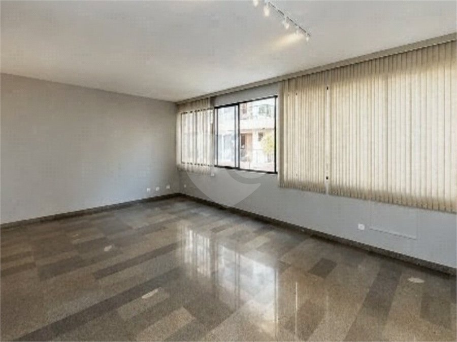Apartamento à venda com 4 quartos, sendo 1 suíte,  em Ipanema, Rio de Janeiro, RJ