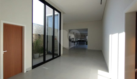 Casa à venda com 3 suítes no condomínio Residencial Golden Ville, Itapetininga - SP