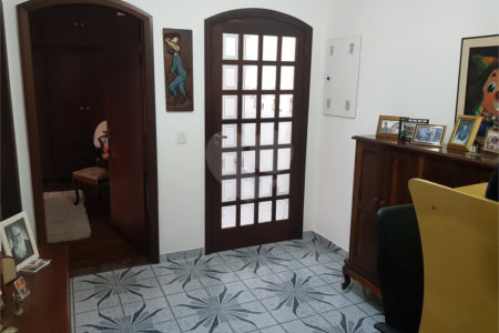 Casa à venda com 3 quartos, sendo 2 suítes, em Jardim Campo Grande, São Paulo, SP