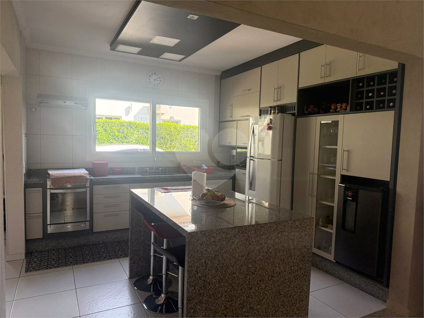 Casa à venda com 3 suítes no condomínio Terras de Mont Serrat, Salto - SP
