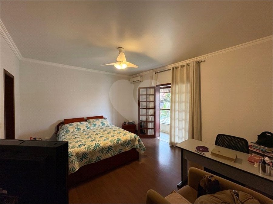 Casa à venda com 4 suítes no condomínio Granja Olga II, Sorocaba - SP