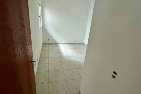 Casa à venda com 2 quartos em Vila Nova, Três Lagoas, MS