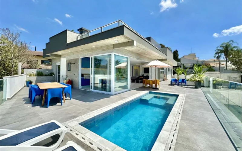 Cond Palos Verdes - NOVA, 7 sts, mobiliada. Elevador, gourmet, piscina, spa, vista maravilhosa!