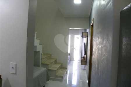 Sobrado à venda com 3 quartos, sendo 1 suíte, em João Aranha, Paulínia, SP