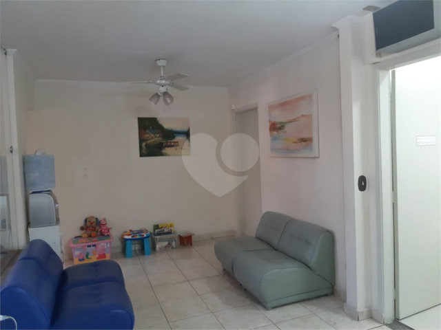 Sobrado à venda com 3 quartos em Santana, São Paulo, SP