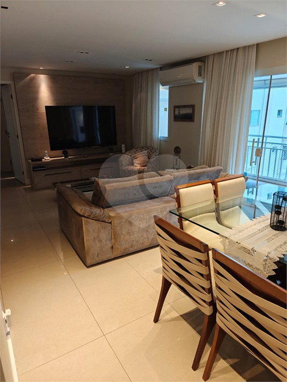 Apartamento à venda com 3 suítes em Mooca, São Paulo, SP