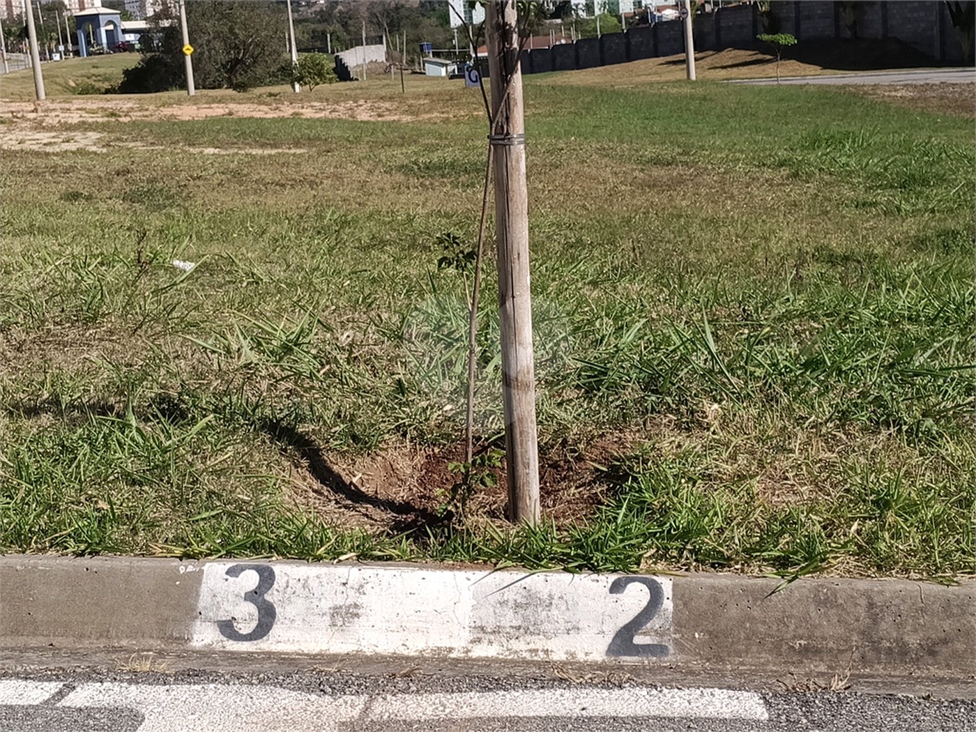 Terreno à venda no condomínio Bougainville, Sorocaba - SP