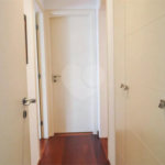 Apartamento à venda com 3 suítes em Real Parque, São Paulo, SP
