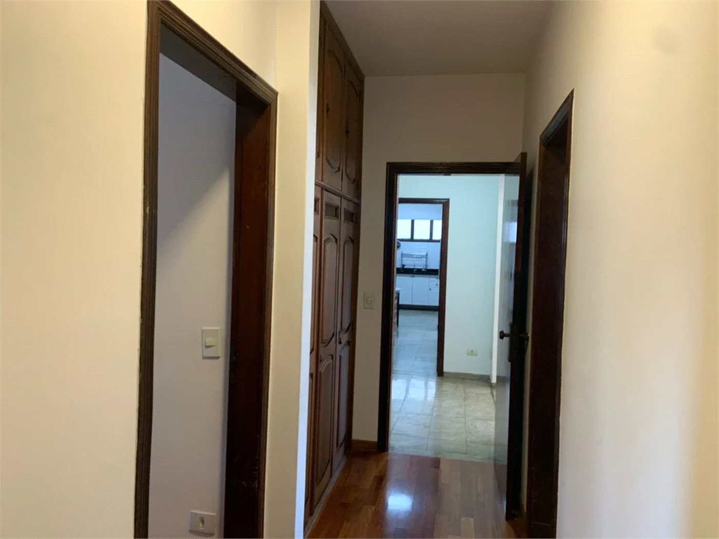 Apartamento à venda com 4 quartos, sendo 3 suítes,  em Pinheiros, São Paulo, SP