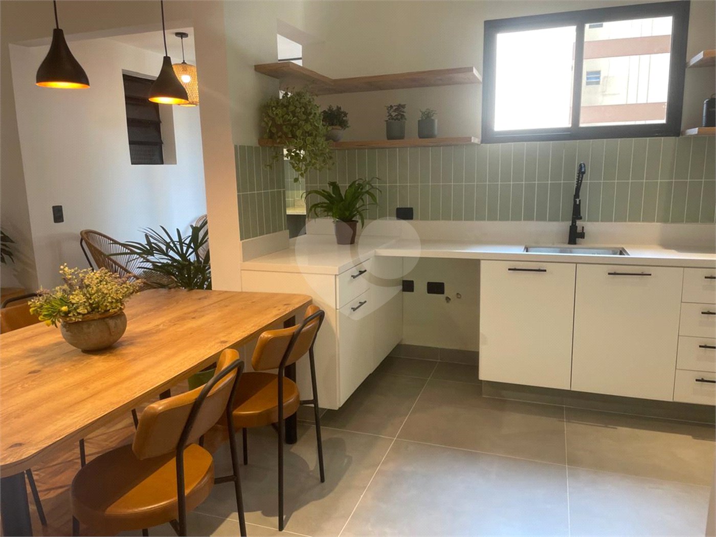 Apartamento à venda com 2 suítes em Pinheiros, São Paulo, SP