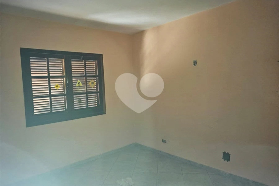 Casa à venda com 2 quartos em Vila Constança, São Paulo, SP