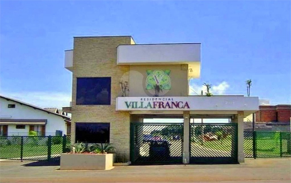 Casa à venda com 5 quartos no condomínio Residencial Vila Franca, Paulínia - SP