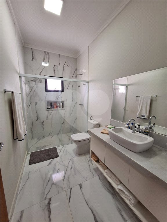 Casa à venda com 3 suítes no condomínio Village Ipanema, Araçoiaba da Serra - SP