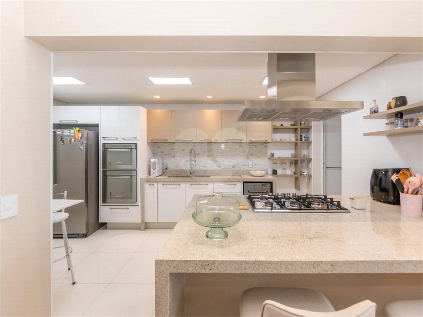 Apartamento à venda com 4 quartos, sendo 3 suítes, em Brooklin Paulista, São Paulo, SP