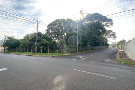Terreno à venda com 1 suíte no Centro, Araraquara, SP