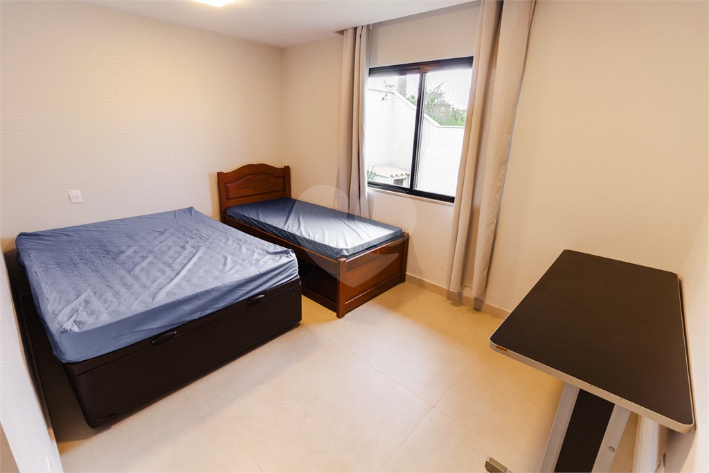 Casa à venda com 3 quartos, sendo 2 suítes, em Caravelas, Armação dos Búzios, RJ