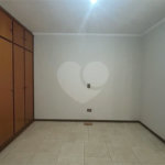Venda Casa com 4 Dormitórios no Parque Santa Cecília