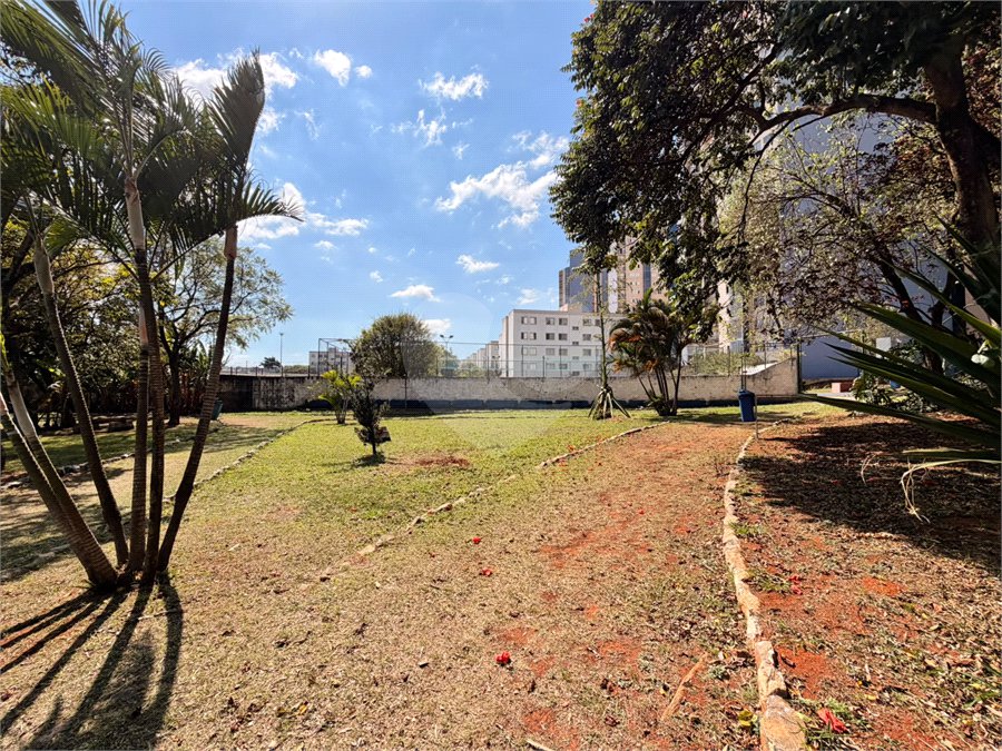 Apartamento à venda com 2 quartos em Sítio Pinheirinho, São Paulo, SP