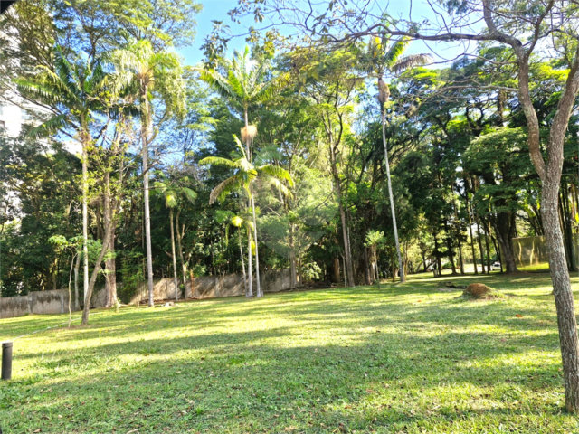 Terreno à venda no condomínio Chácara Santa Helena, São Paulo - SP