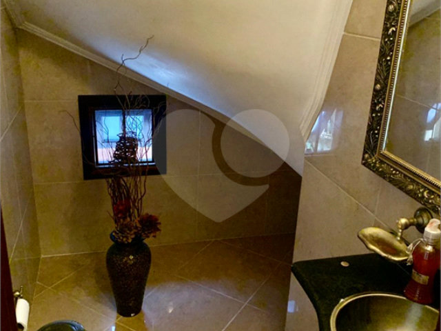 Sobrado à venda com 3 quartos, sendo 1 suíte,  em Jardim Marajoara, São Paulo, SP
