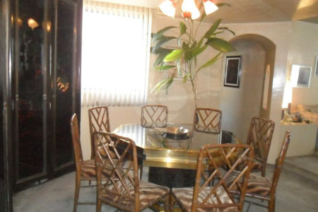 Apartamento com 212m², 4 quartos, 1 suíte, 2 vagas, à venda no bairro Santo Antônio, São Caetano do Sul