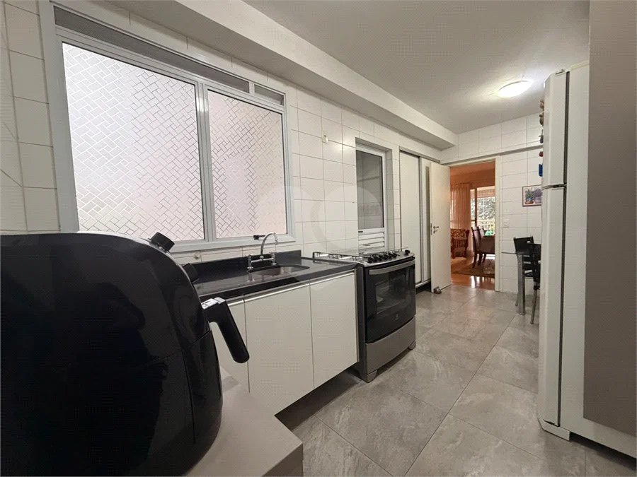 Apartamento à venda com 3 suítes em Jardim Marajoara, São Paulo, SP