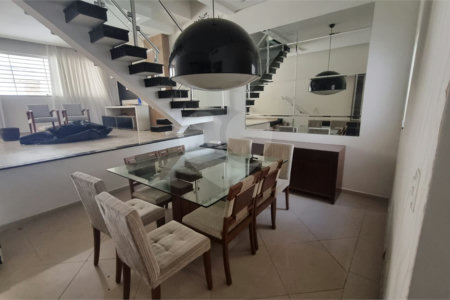 Sobrado à venda com 3 quartos, sendo 1 suíte, em Vila Libanesa, São Paulo, SP