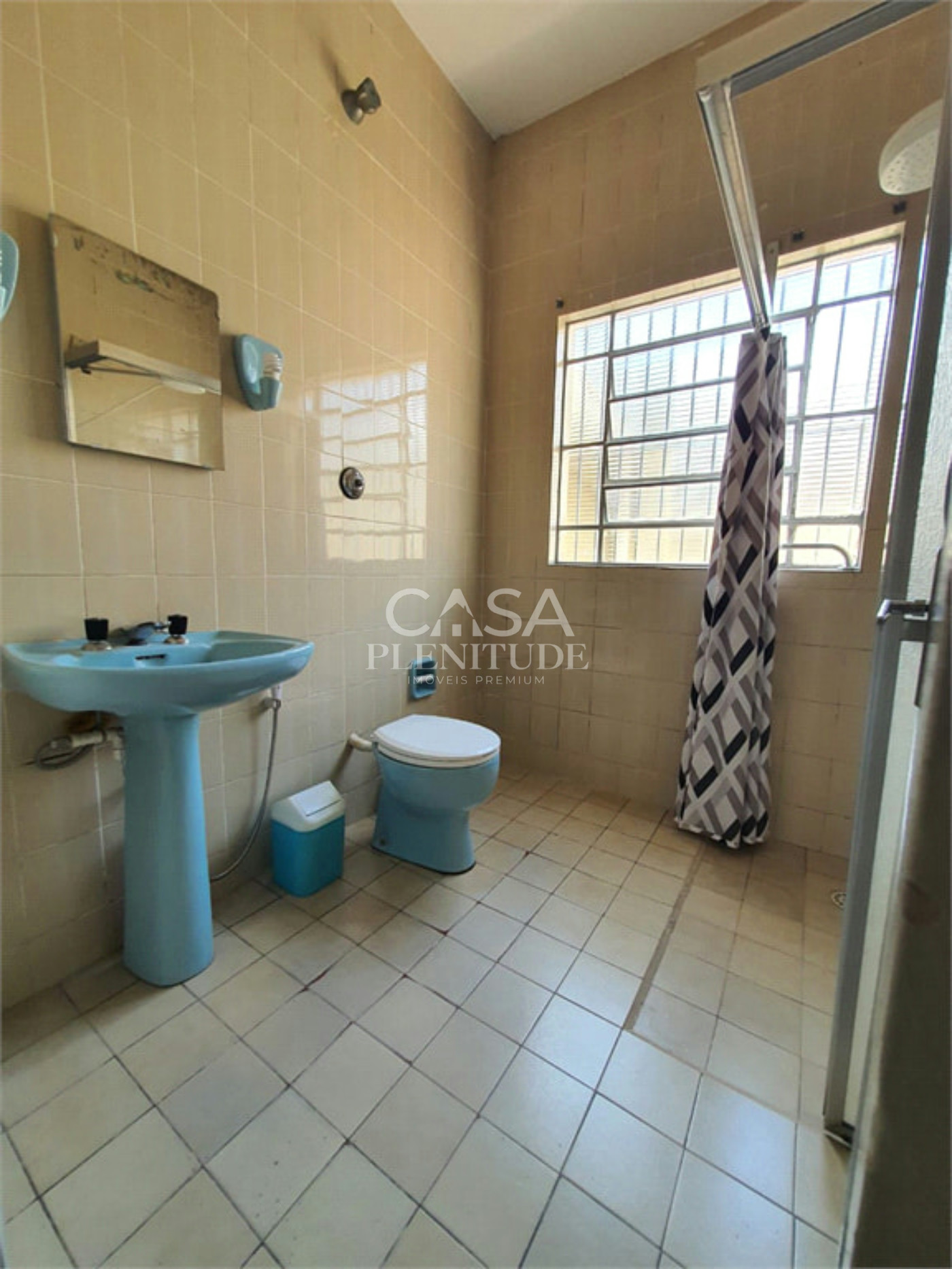 Casa à venda com 3 quartos em Vila Augusta, Sorocaba, SP