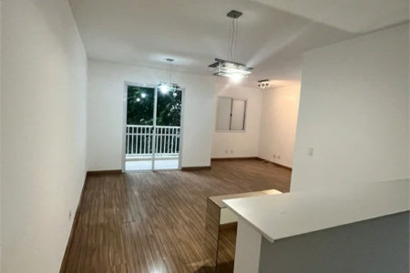 Apartamento à venda com 2 quartos, sendo 1 suíte, em Parque Reboucas, São Paulo, SP