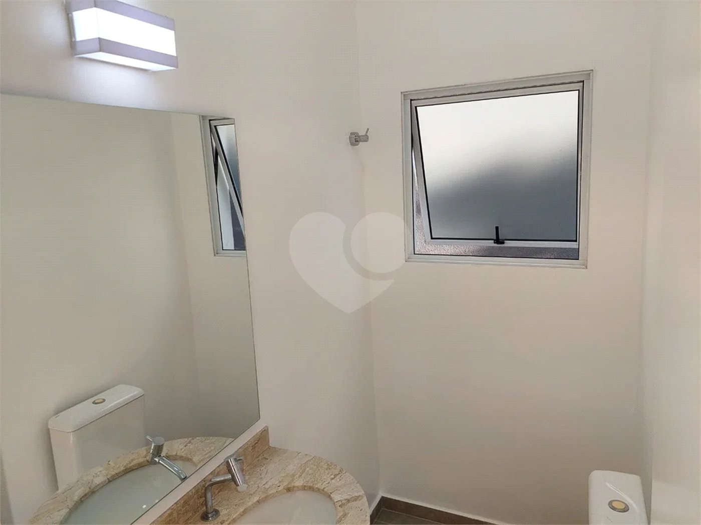 Casa à venda ou para alugar com 3 suítes em Pinheirinho, Vinhedo, SP