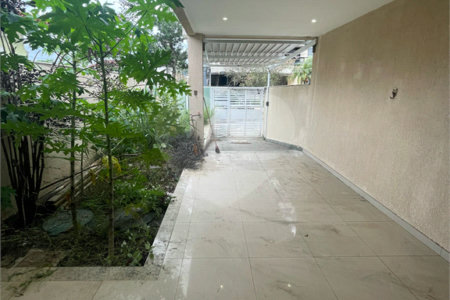 Casa à venda com 3 quartos, sendo 2 suítes, em Campo Grande, Rio de Janeiro, RJ
