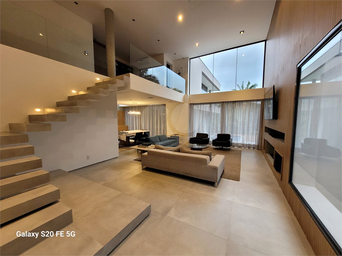 Casa à venda com 3 suítes em Jardim Prudência, São Paulo, SP