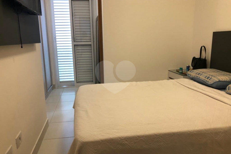 Casa à venda com 2 suítes no condomínio martinha, São Paulo - SP
