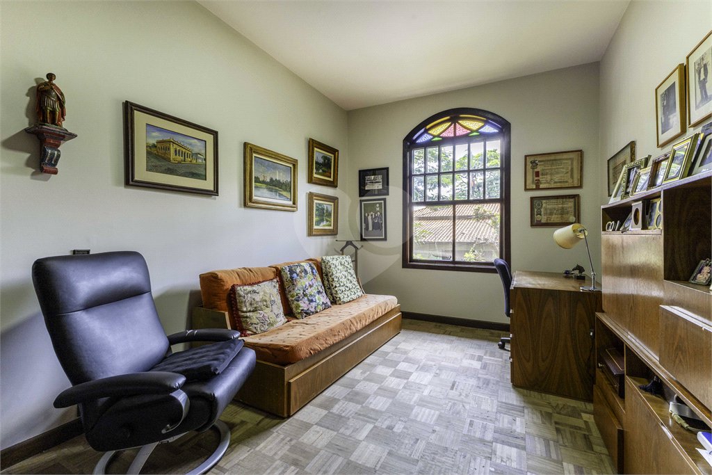 Casa à venda ou para alugar com 4 quartos, sendo 2 suítes, em Jardim Leonor, São Paulo, SP