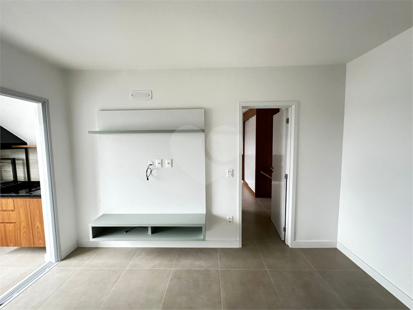 Apartamento para alugar com 1 suíte em Jardim Santa Helena, Suzano, SP