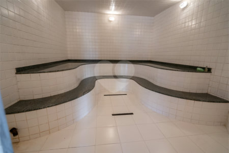 Casa à venda ou para alugar com 8 suítes no condomínio Piccolo Paese, Salto - SP