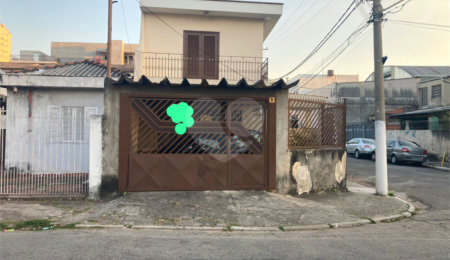Sobrado à venda com 3 quartos em Tremembé, São Paulo, SP