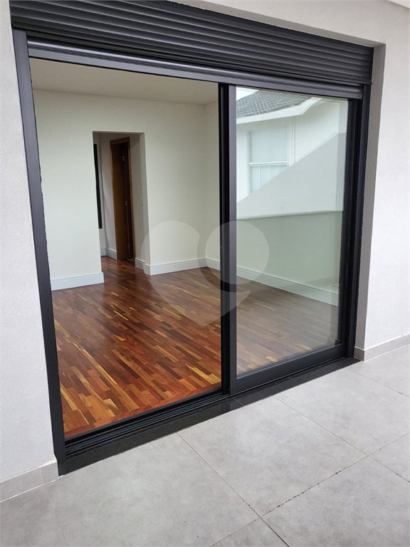 Casa à venda com 3 suítes no condomínio Hills, Arujá - SP