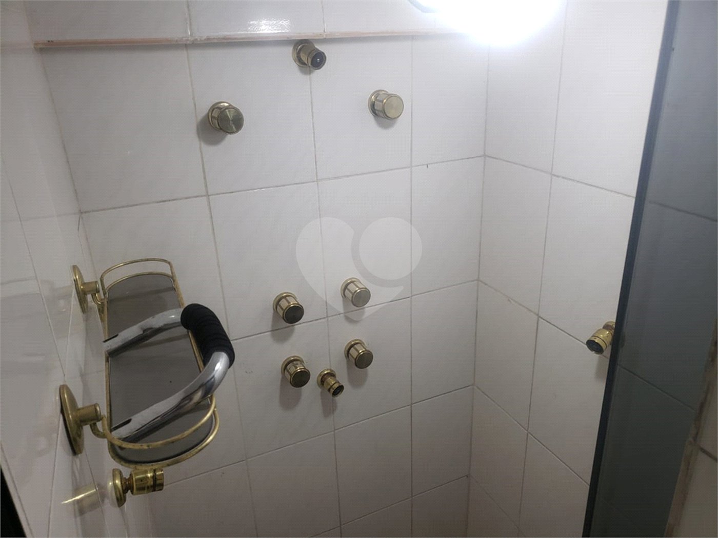 Sobrado à venda com 4 quartos, sendo 2 suítes,  em Tremembé, São Paulo, SP