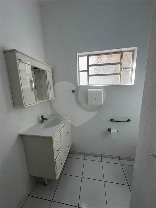 Casa para alugar com 2 quartos no Centro, Vinhedo, SP