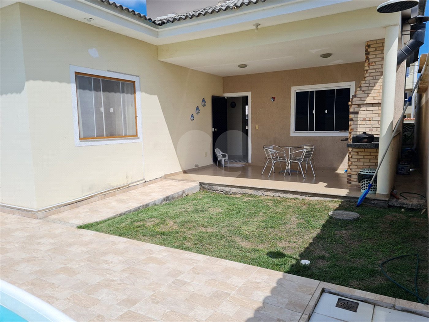 Casa à venda com 3 quartos, sendo 1 suíte, em Peró, Cabo Frio, RJ