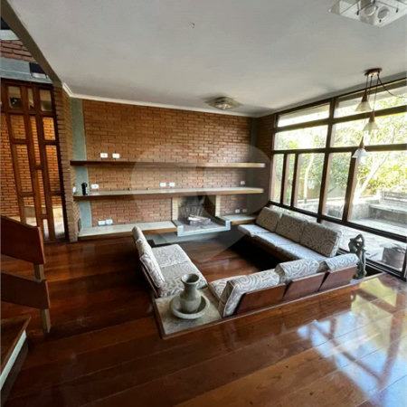 Sobrado à venda com 3 quartos, sendo 1 suíte, em Rolinópolis, São Paulo, SP