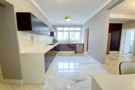 Apartamento à venda com 4 quartos, sendo 1 suíte, em Jardim Paulista, São Paulo, SP